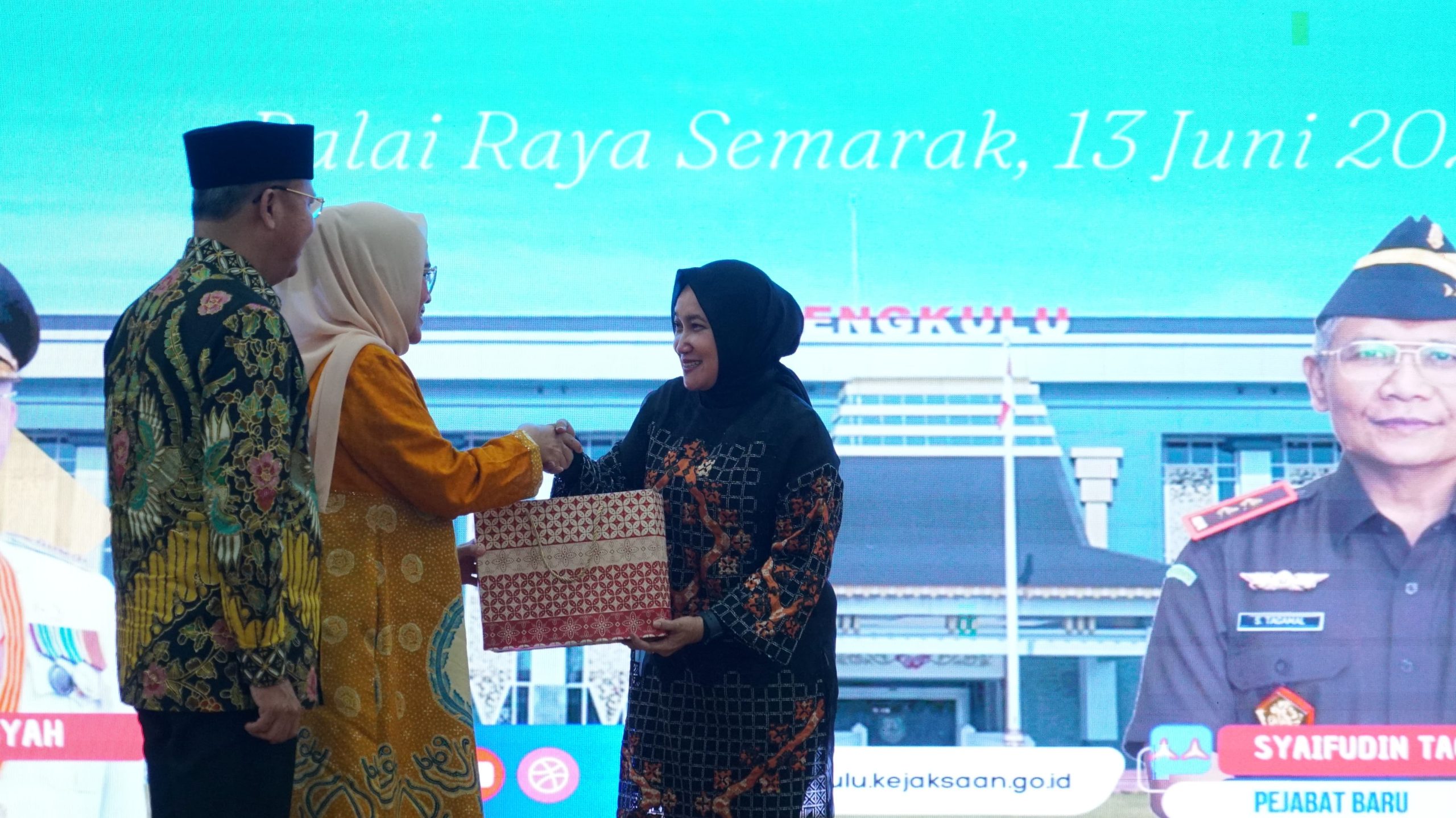 Pisah Sambut Hangat di Balai Raya Semarak, Kajati Baru Janji Lanjutkan Pembangunan