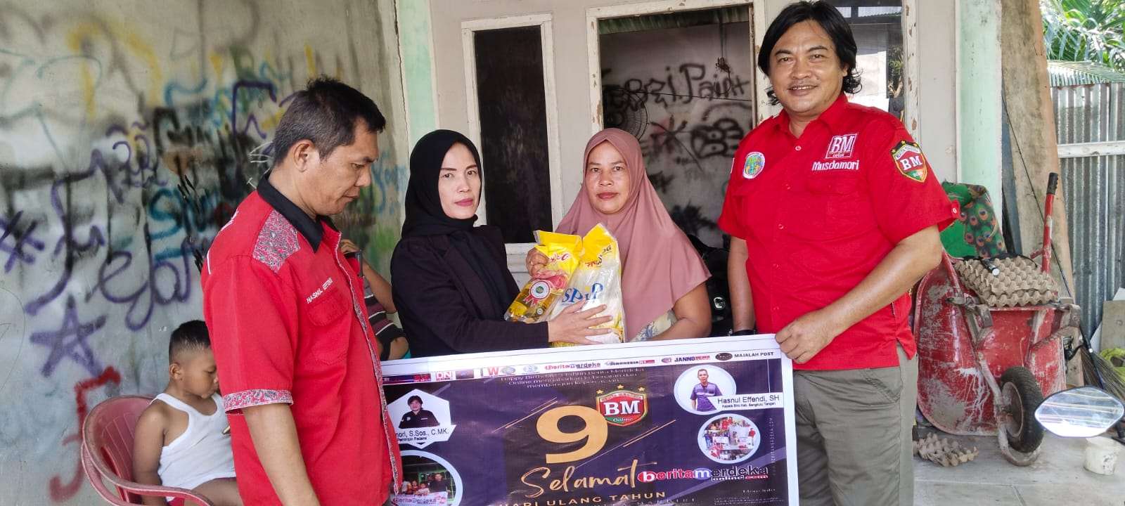 Hasnul Effendi Bagikan Bantuan dalam Rangka HUT Ke-9 Beritamerdekaonline.com, jannonews.com