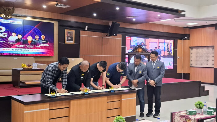 UNESA Gandeng Industri, Luncurkan Program Kewirausahaan BONEK untuk Mahasiswa: Mendorong Semangat Wirausaha Mahasiswa, jannonews.com