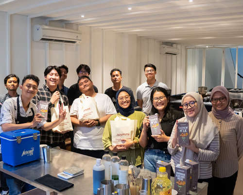 Arummi Artistry, Dorong Para Barista Berani Bereksplorasi dengan Susu Nabati, jannonews.com