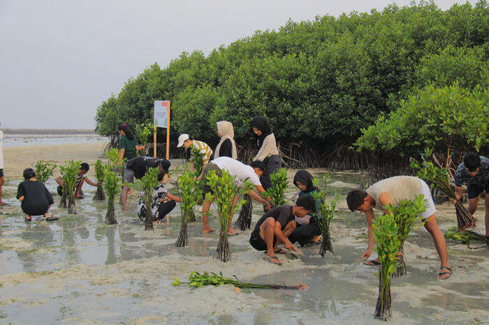 Pulau Pramuka Jadi Lokasi Kerja Sama LindungiHutan dan Smiling Coral Indonesia, jannonews.com