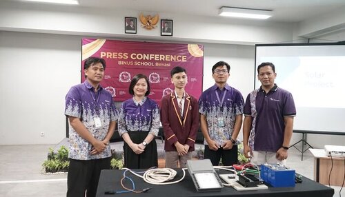 Dorong Penurunan Emisi, Siswa BINUS SCHOOL Bekasi Hadirkan Lampu Tenaga Surya di Bekasi, jannonews.com