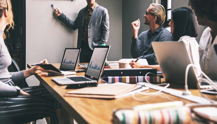 Di Tengah Gejolak Ekonomi, Pelaku Usaha Beralih ke Freelancer untuk Bertahan dan Tumbuh, jannonews.com