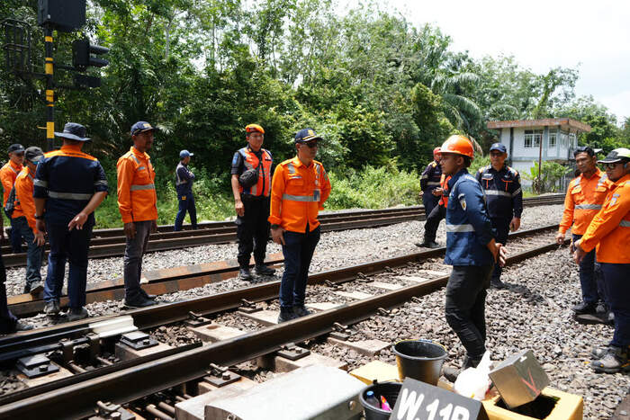KAI Divre III Palembang Antisipasi Cuaca Ekstrim, Jaga Petak Jalur Rel KA Daerah Rawan Bencana, jannonews.com