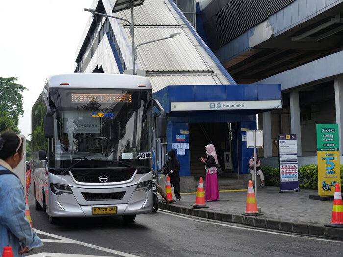 Akses Menuju Stasiun Makin Mudah, Pengguna LRT Jabodebek di Stasiun Harjamukti Terus Naik, jannonews.com