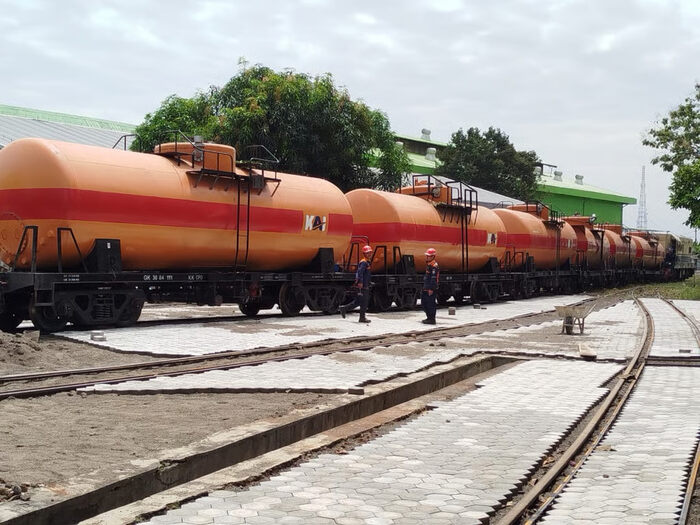 KAI Divre III Palembang Tambah Armada 6 Gerbong Ketel untuk Dukung Distribusi BBM, jannonews.com