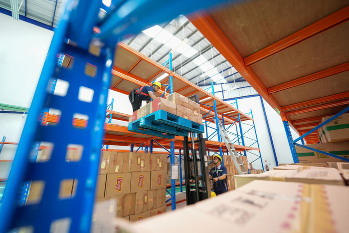 KAI Logistik Bangun Gudang Modern Seluas 1.451 m² di Cirebon: Perkuat Rantai Pasok dan Logistik Hijau, jannonews.com